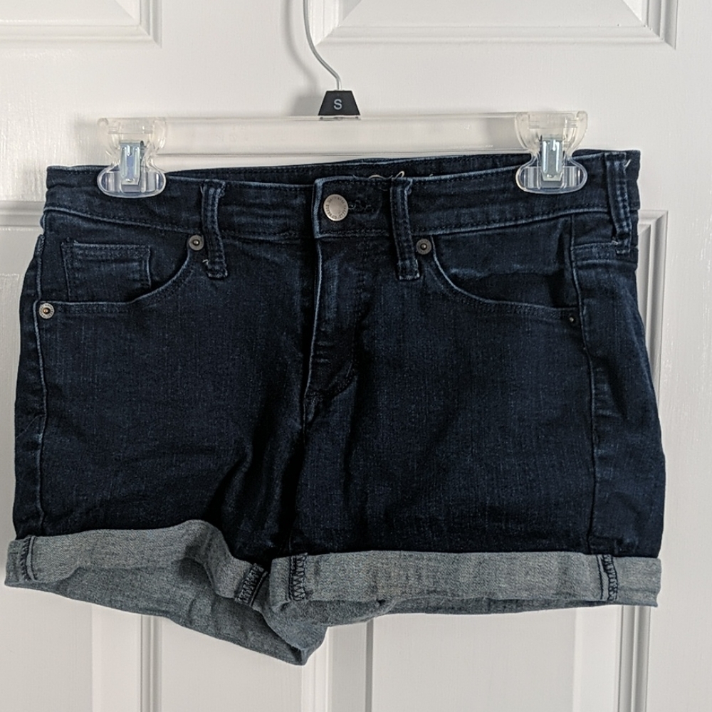 Universal Thread Jean Shorts